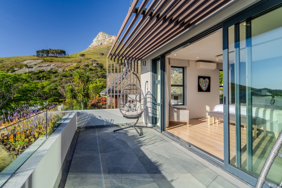 6 Bedroom Property for Sale in Camps Bay Western Cape